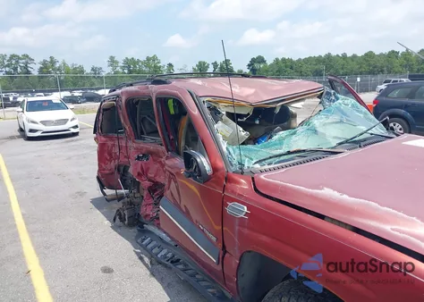 2002 Chevrolet Tahoe Ls из США, поврежденный, VIN 1GNEC13Z22R171691